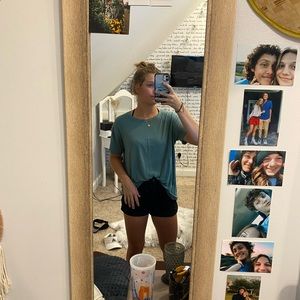 AE Green soft and sexy top